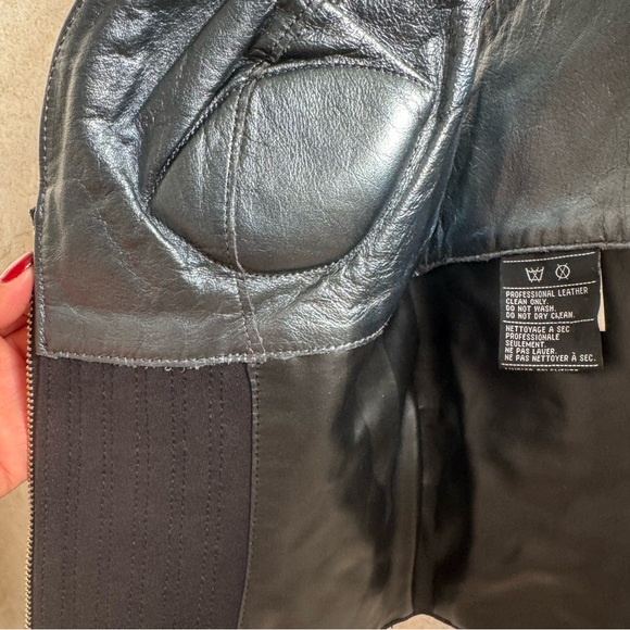 Vintage Harley Davidson Black Leather Zip-Up Top - Picture 6 of 9